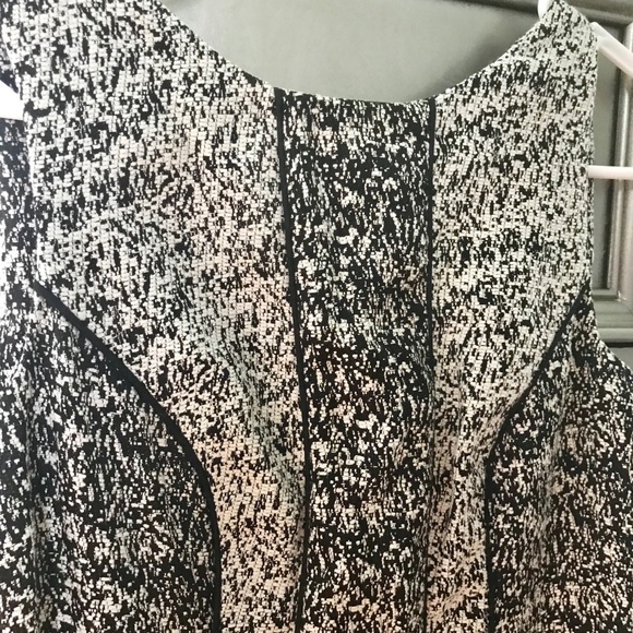 H&M classy work black and white mini dress - Picture 2 of 4